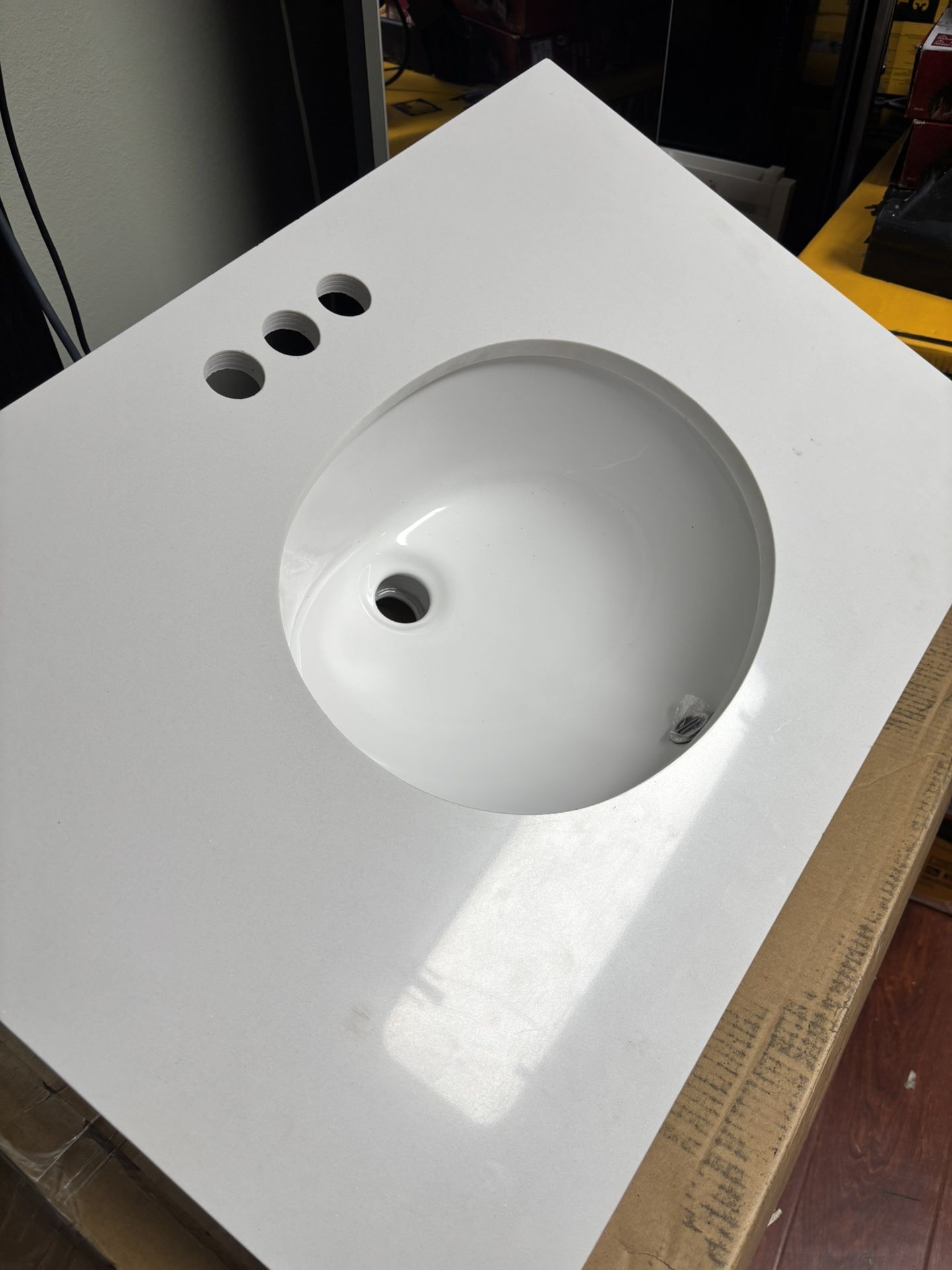 Vanity Top In White 30inchs