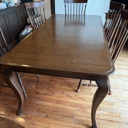 Canadel Solid Wood High End Cherry wood table and 6 matching wood chairs