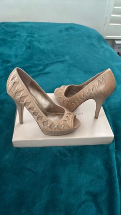 BCBG Nude heels