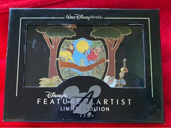 LE Disney pin