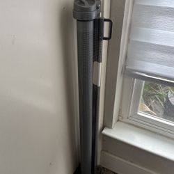 Retractable Baby Or Pet Mesh Gate