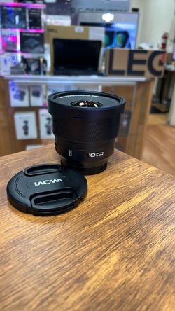 Laowa 10mm f2.8 AF for E