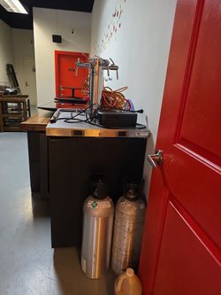 Micro Matic Commercial Beer Dispenser / Kegerator + 7 CO2 Tanks Included