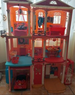 Life In The Dreamhouse Barbie