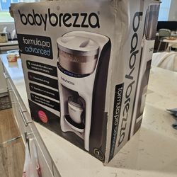 Baby Brezza Like NEW Formula PRO Advanced