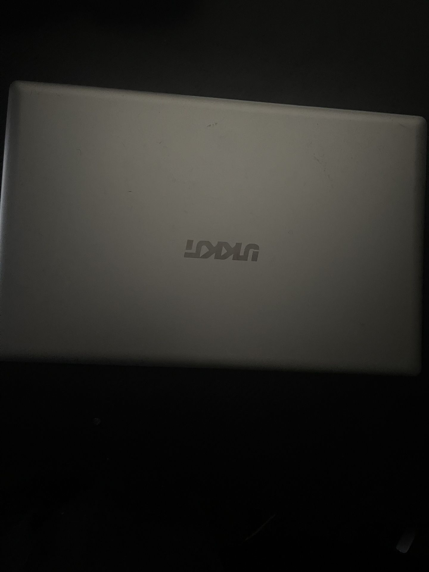 UJJKI Amazon Laptop