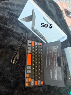 Doohoeek universal travel keyboard