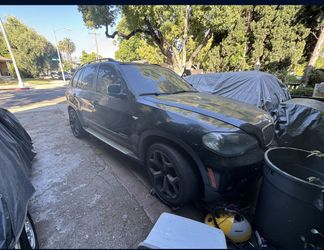 2011 BMW X5 Diesel Bumper Roof Rack As Is 