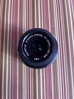 Olympus M.Zuiko Digital 14-42mm f/3.5-5.6 Lens