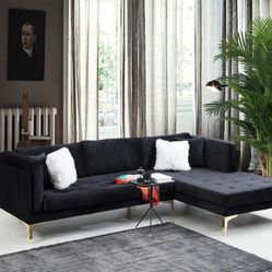 Naila Black Velvet RAF Sectional /couch /Living room set