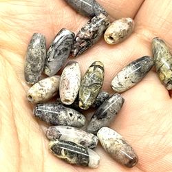 Lot Of 28 Silver Leaf Agate Beads