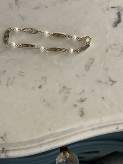 12 karat gold filled bracelet with pearls vintage