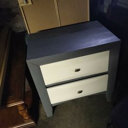Night Table And Head/Foot Board W/Drawers
