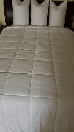 Royal hotel bidding down Alternative Comforter four seasons 100 microfiber cover king/calling size over size