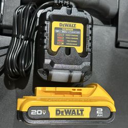 New 20v Dewalt Battery N Charger 