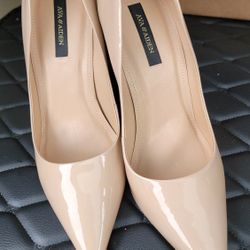 AVA & AIDEN Elegant Nude Patent Leather