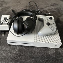 Xbox One S 