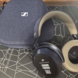 Sennheiser - MOMEMTUM 4 Over-The-Ear Headphones - Denim