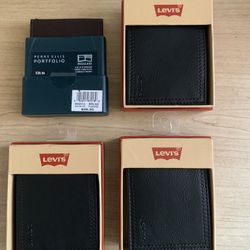 4 New Men’s Leather Wallets 