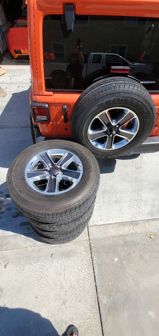 JL WRANGLER 18" WHEELS WITH TIRES