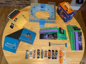 Huge Tech Deck & Hot Wheels Skate Park Lot - Ramps, Bowls, Taco Truck & 10 Boards