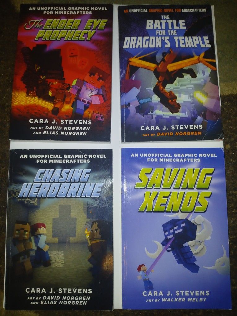 4 MINECRAFT GRAPHIC NOVELS