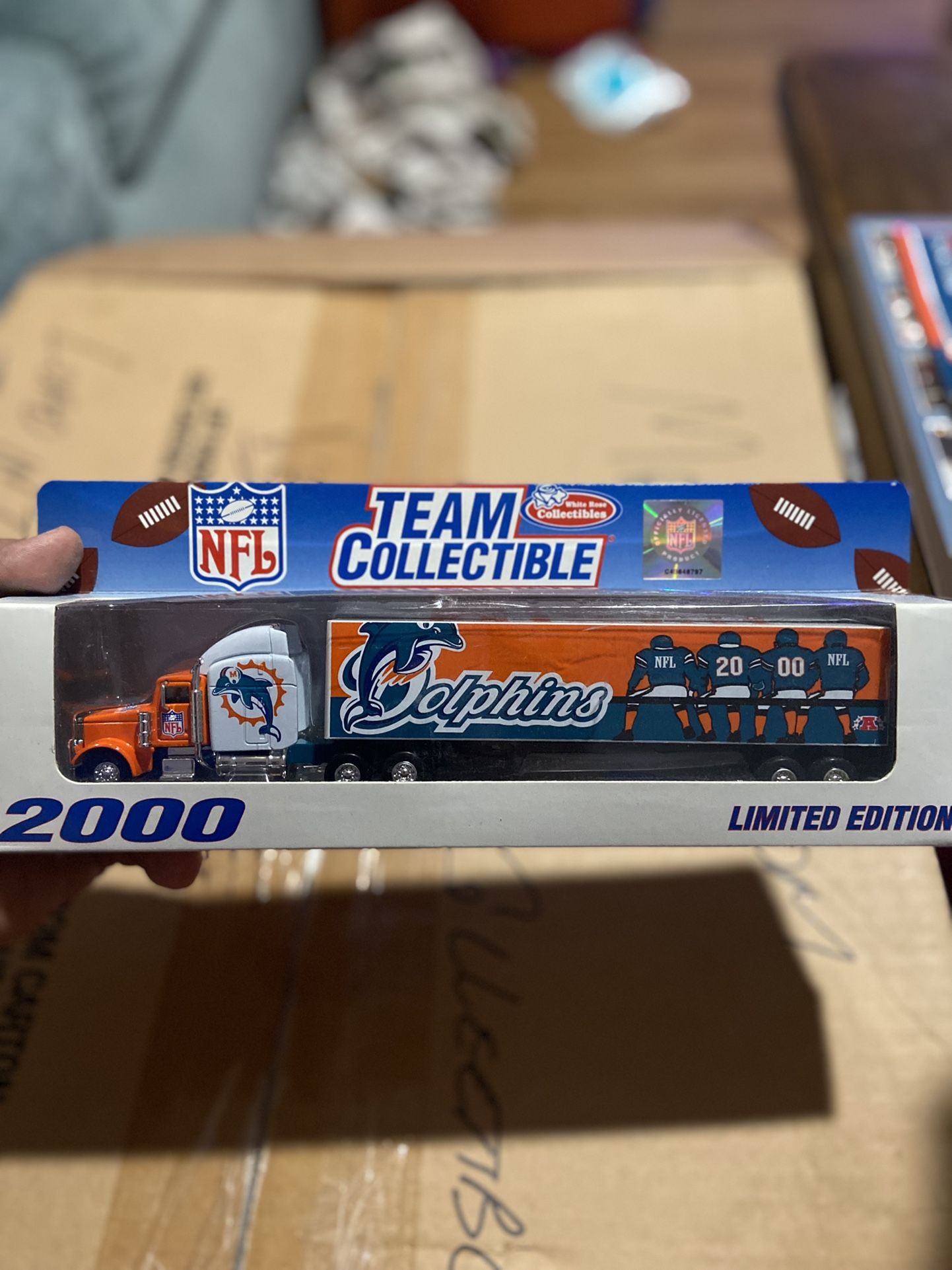 Dolphins Tractor Trailer