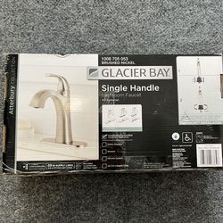 Glacier Bay Single Handle Bathroom Faucet