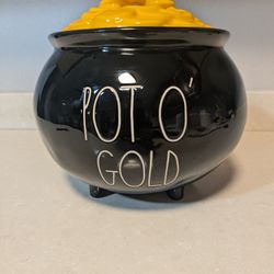 Rae Dunn 'Pot O' Gold' Covered Canister/Cookie Jar 