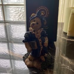 Boyd’s Bears & Friends  Collectible