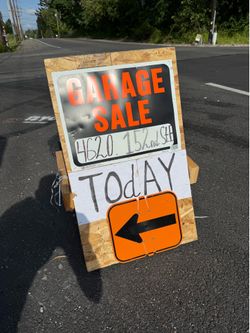 Tools home things moving 1$ . 2$ . 5$ 4620 152nd St E, Tacoma, WA 98446