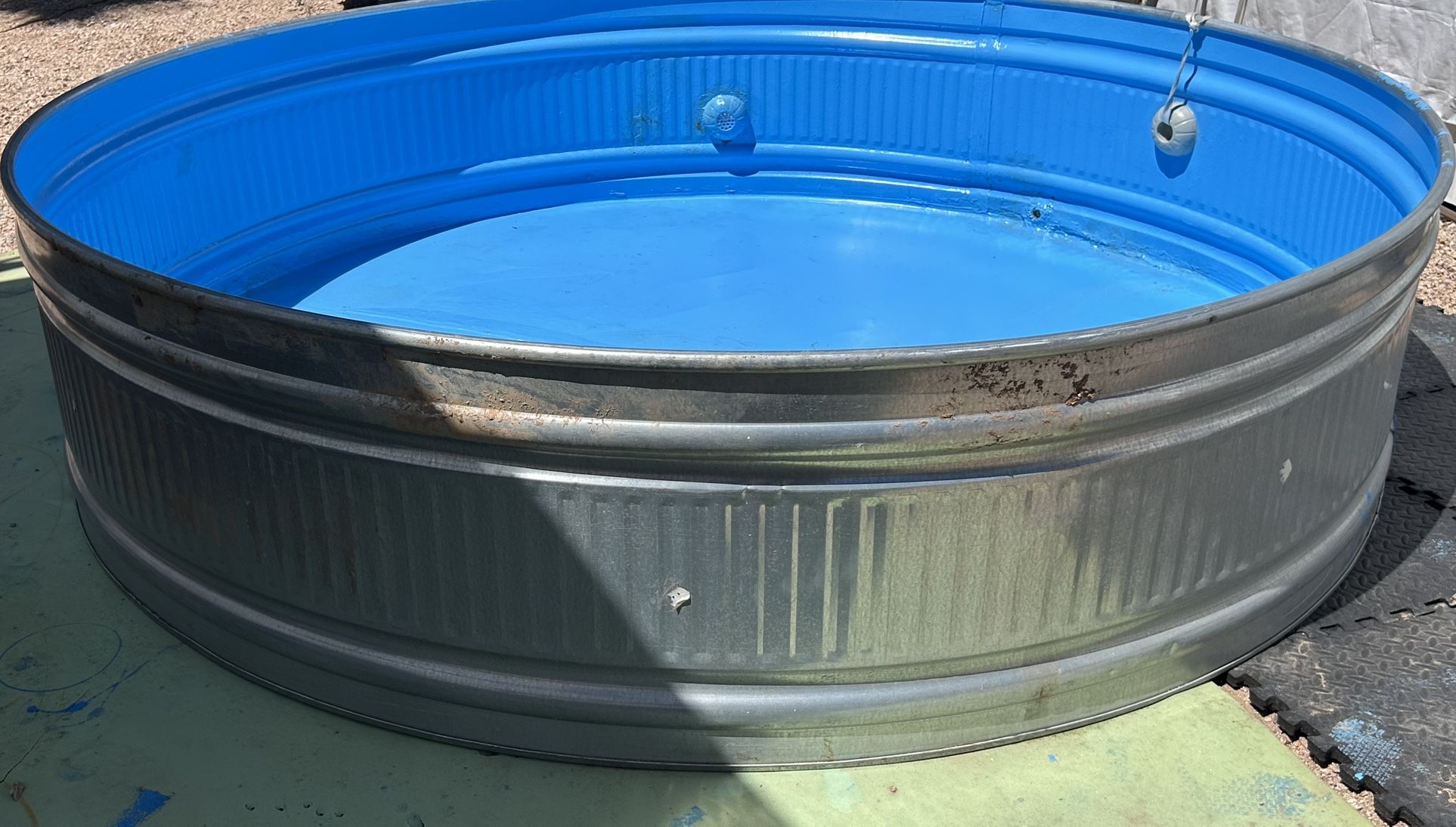 “bikini blue” 8 foot stock tank Pool/HOT TUB…