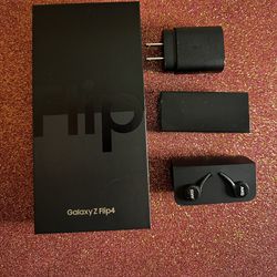❤️‍🔥Box Packed New Samsung Galaxy Zflip4, 128Gb, Excellent condition, Unlocked For Any Company, Pink Color.