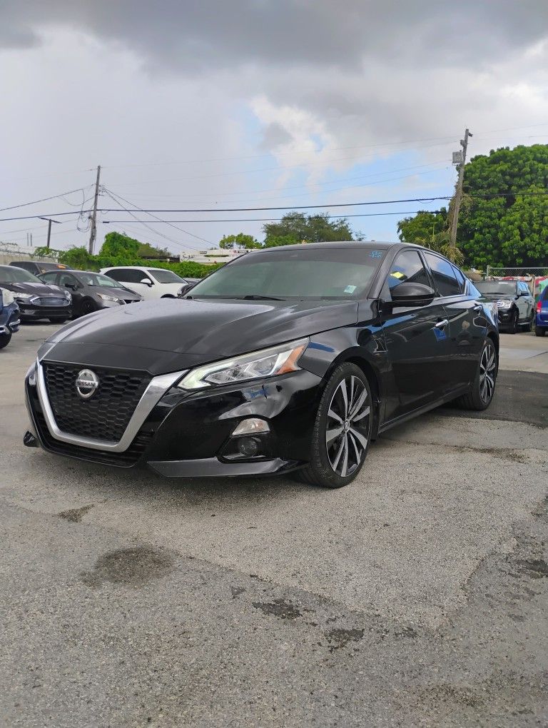 2020 Nissan Altima
