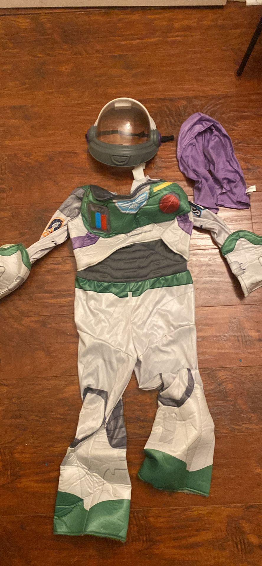 Buzz Lightyear Halloween Costume for boys ages 4 - 5