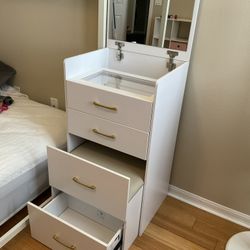 Compact Vanity Set