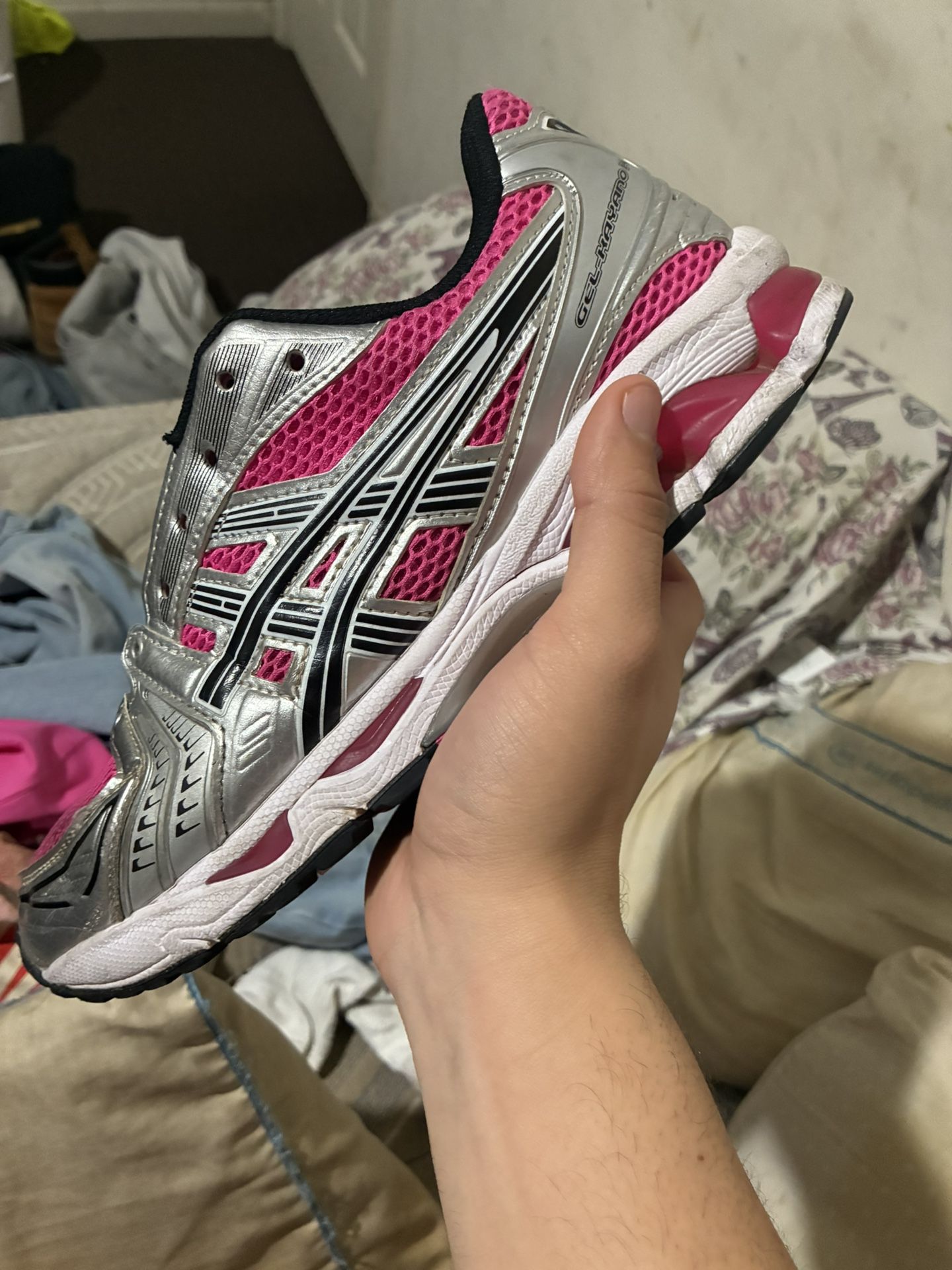 ASICS Gel Kayano 14s Size 9 Mens Pink