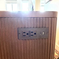 Nightstand with cubby and outlet (Nautica)