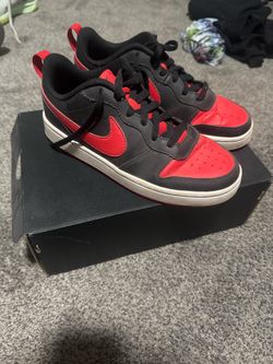 Nike Court Vision Low Black Red Men’s Size 6 Used