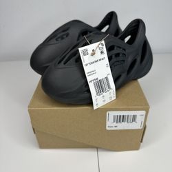 Yeezy Foam Rnr  TD