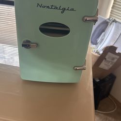 Mini Fridge (nostalgia)
