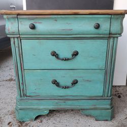 Farmhouse Style Nightstand/End Table/Cabinet 
