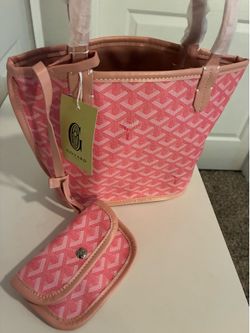 Small pink hand bag