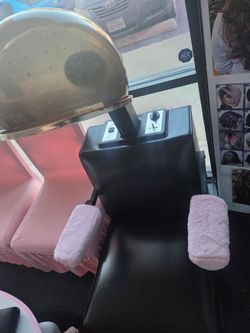 Blow dryer chair
