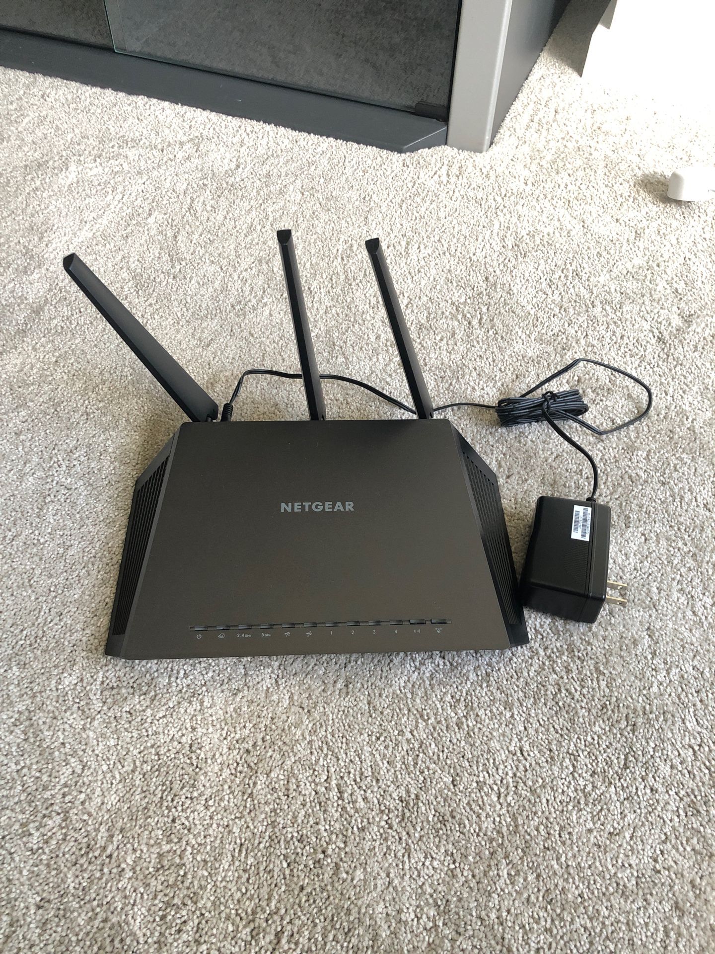 Netgear Nighthawk AC1900 Smart WiFi Router (Model R7000)