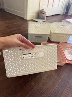 Plastic storage baskets