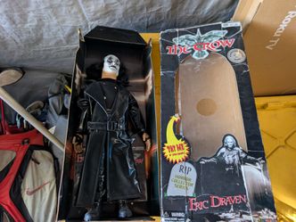 RARE- 2001  Crow Figure  18" Talking In Original Box