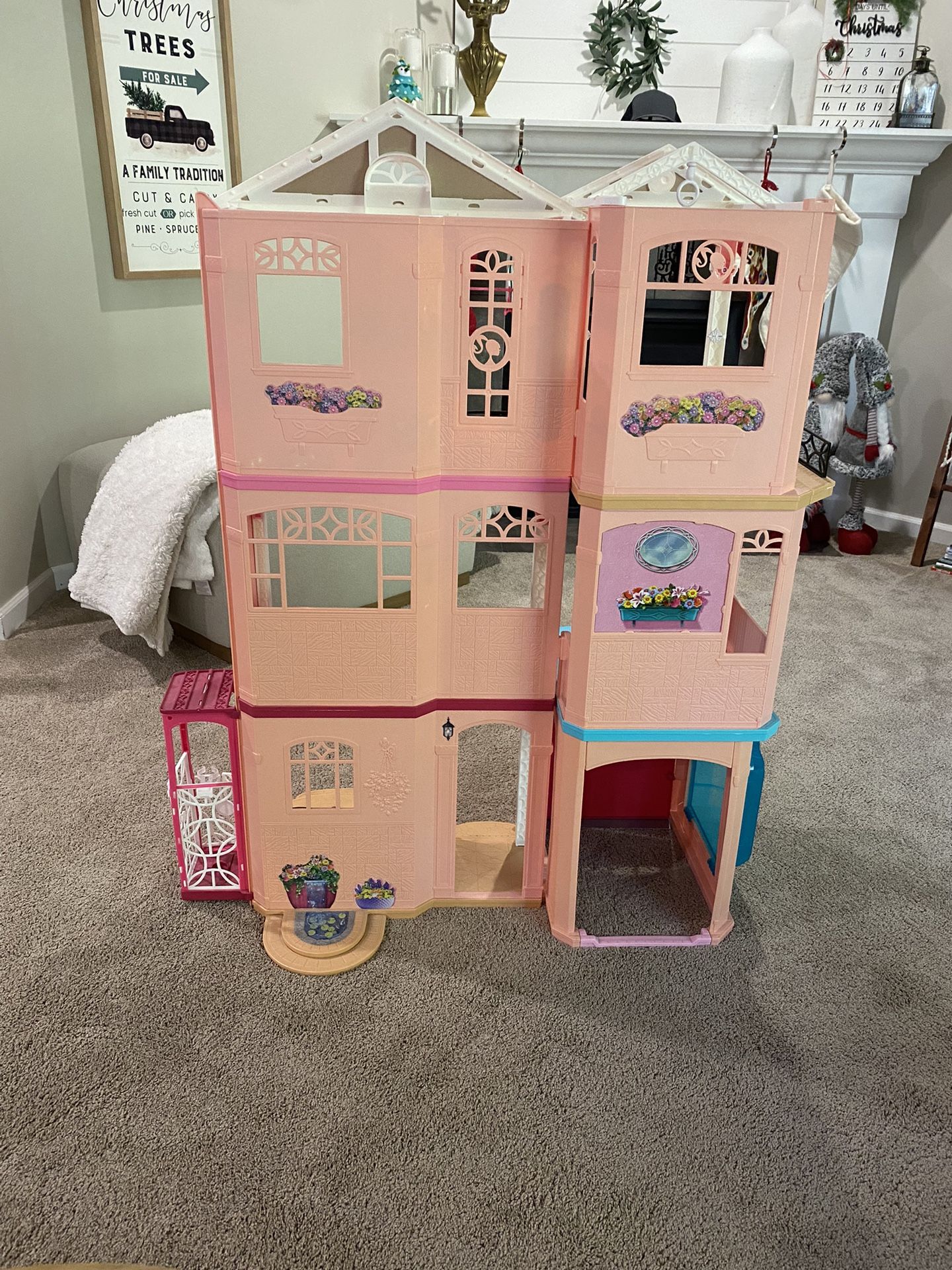 Barbie Dream House 3-story