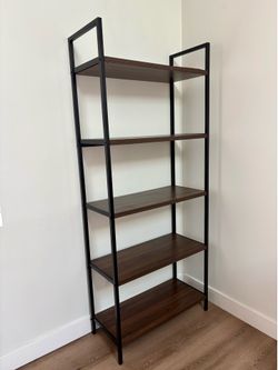 Bookshelf in dark walnut