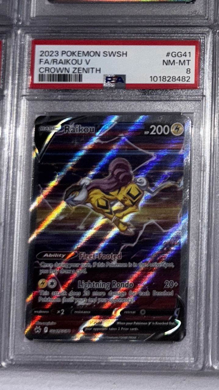 Subquential Raikou V - Psa 8 | Glaceon - Psa 9